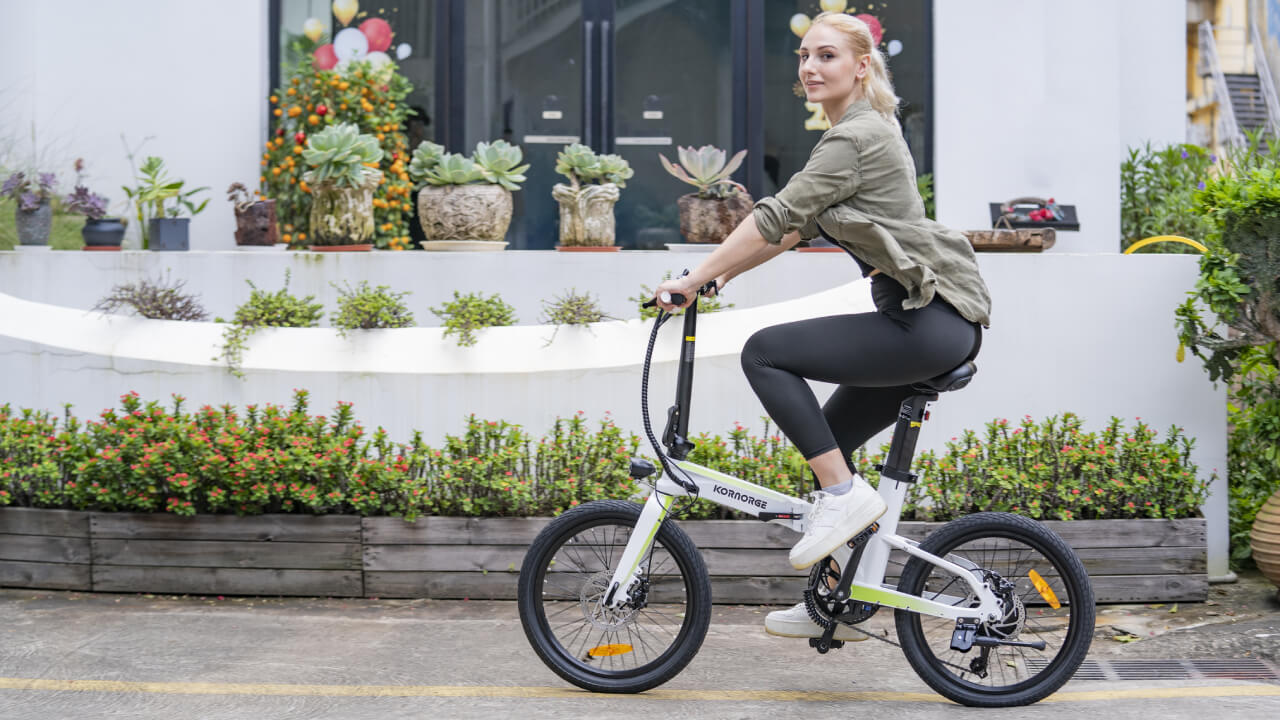 The Advantages of Riding a Folding Electric Bike