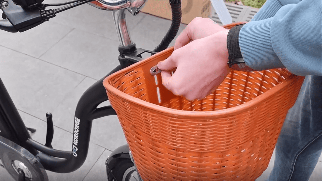 How to Install the Basket Kornorge C6 E-bike